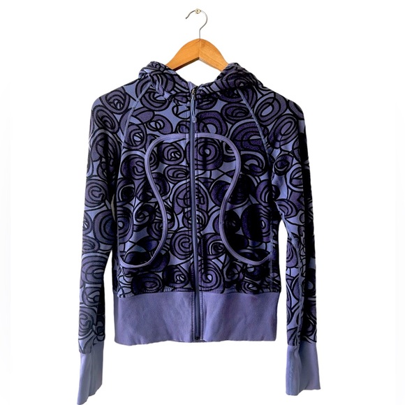 lululemon athletica Tops - Lululemon zip up hoodie circle pattern rare sweater